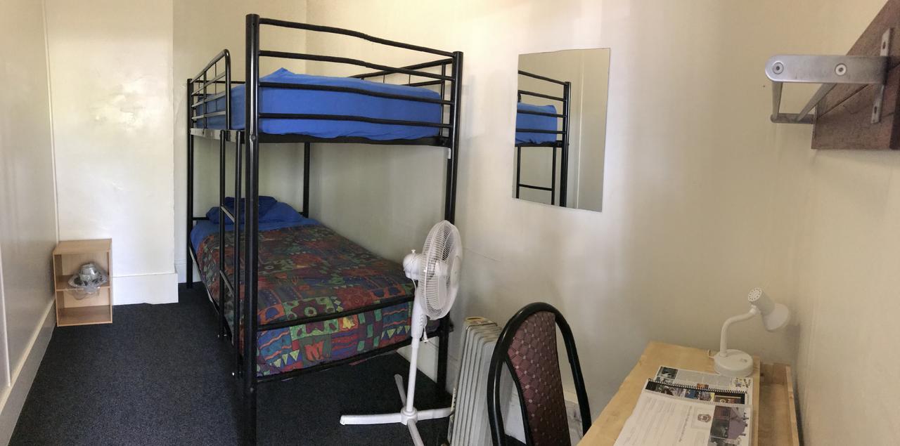 Хостел Dolphin Retreat Bunbury Yha Экстерьер фото